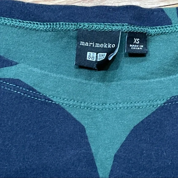 Marimekko x Uniqlo Women's Long Sleeve Tunic sz XS Green With Big Navy Dots EUC - Picture 5 of 12